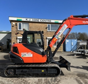 KUBOTA KX080